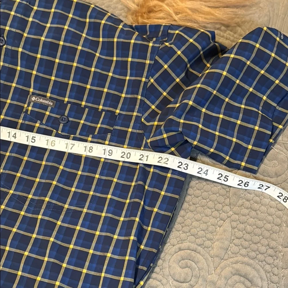 Columbia Blue and Yellow Casual Button Down Shirt - Picture 8 of 11